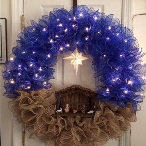 Christmas Wreath Nativity Scene